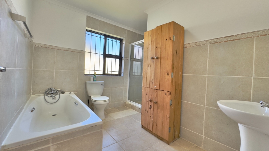 3 Bedroom Property for Sale in Mansfield Western Cape